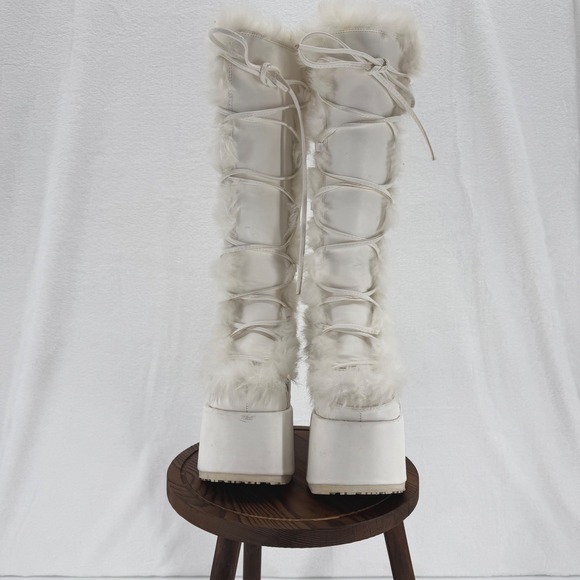 Demonia Camel - 311 Vegan Platform Boots Size 7 White Faux Fur Festival Rave - Picture 10 of 14